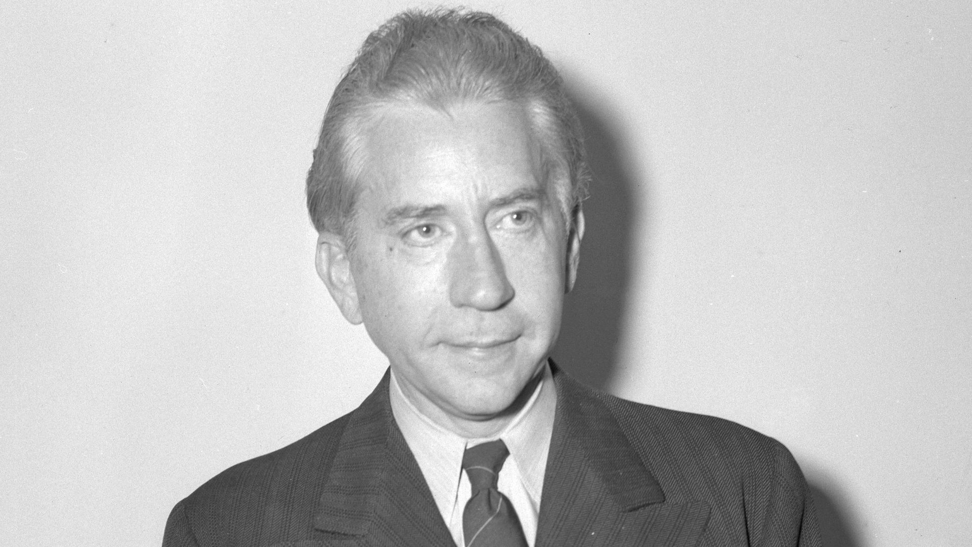 File:JP Getty,1944.jpg