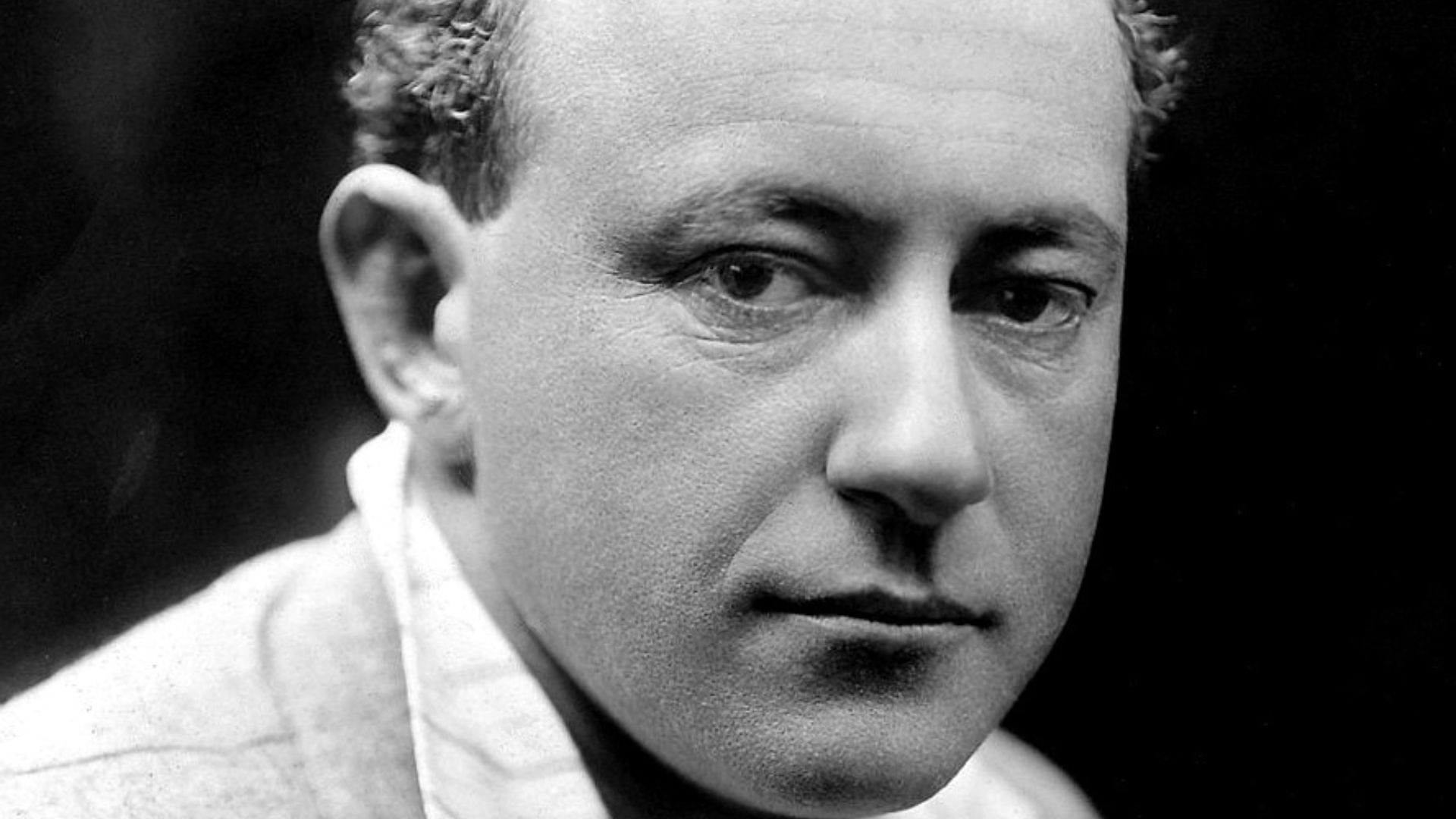 File:Demille - c1920.JPG