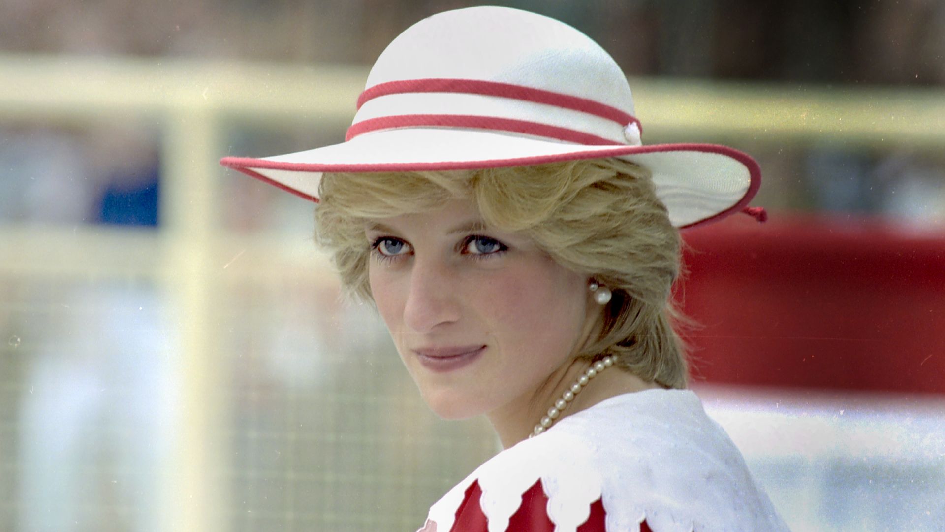 File:Royal Visit of Prince Charles and Princess Diana to Edmonton, Alberta - Princess Diana at Welcoming Address by Premier Peter Lougheed at the Alberta Legislature, 30 June 1983.jpg