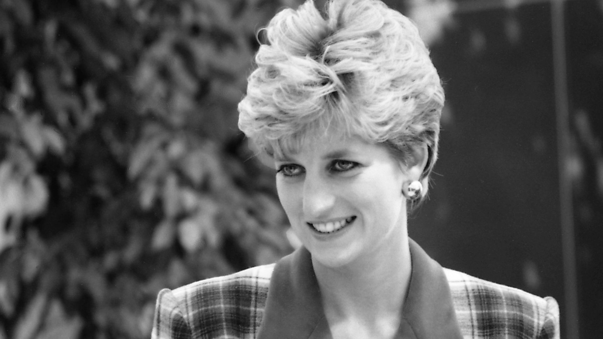 File:Princess Diana at Accord Hospice.jpg