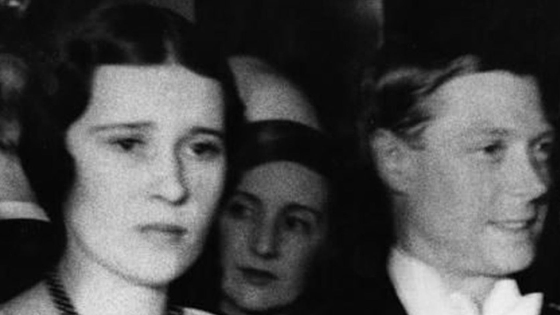 File:Thelma Furness and the Prince 1932.jpg