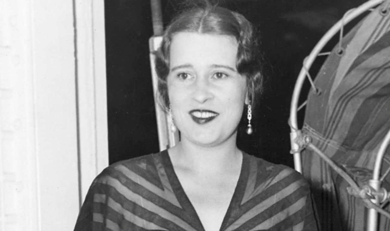 Gettyimages-514885374-2-Scaled (2)