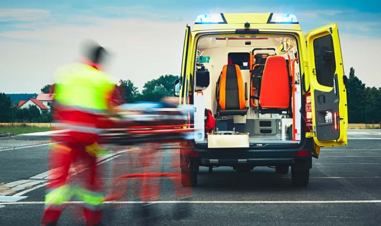 Emergency Medical Service, Shutterstock, 512768734