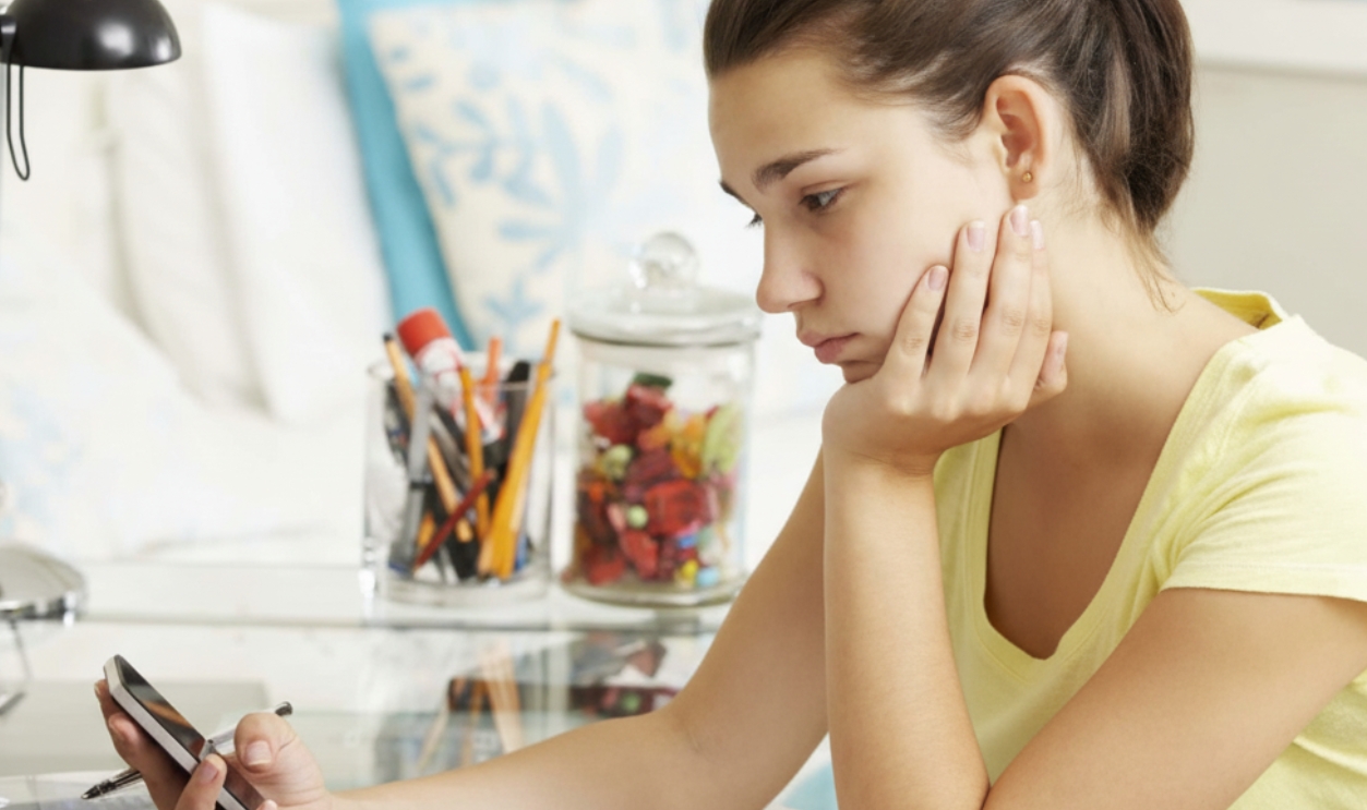 Unhappy Teenage Girl, Shutterstock, 283916477