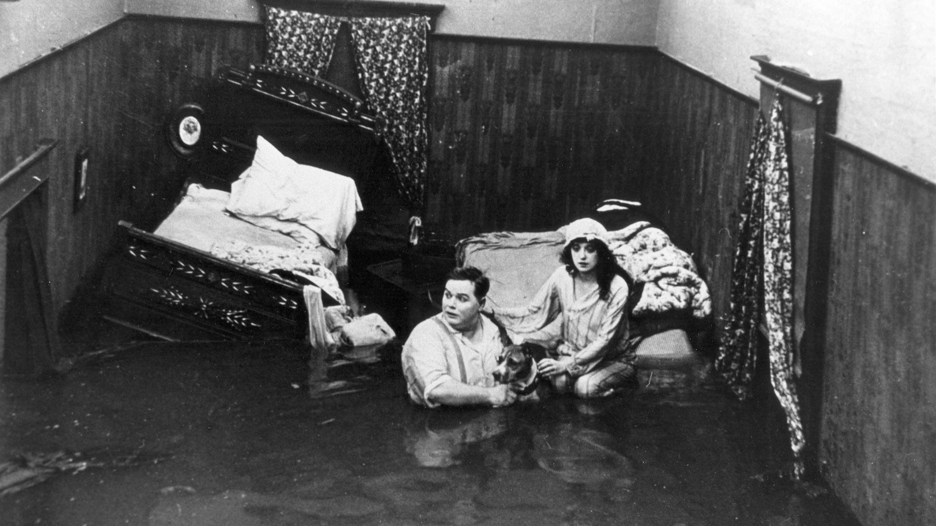 File:Fatty Roscoe Arbuckle and Mabel Normand in the film Fatty and Mabel Adrift (1916).jpg