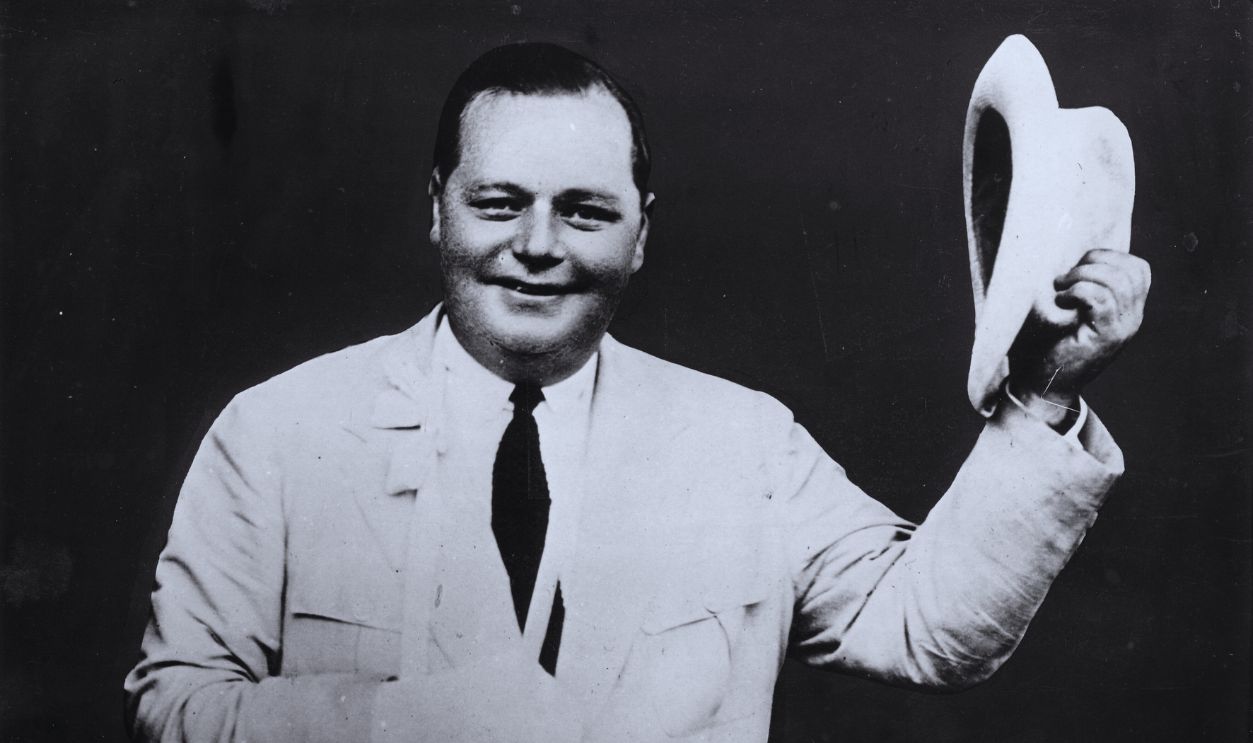 Gettyimages - 167492638, Der amerikanische Komiker Roscoe (Fatty) Arbuckle. The american comedian Roscoe (Fatty) Arbuckle (Photo by Imagno/Getty Images) Der amerikanische Komiker Roscoe (Fatty) Arbuckle. Um 1932. Photographie. 