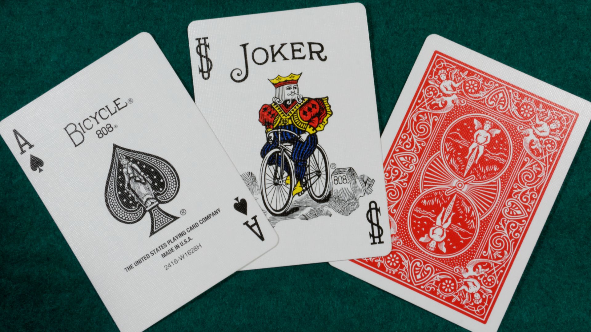 File:Bicycle Red Standard Cards.png