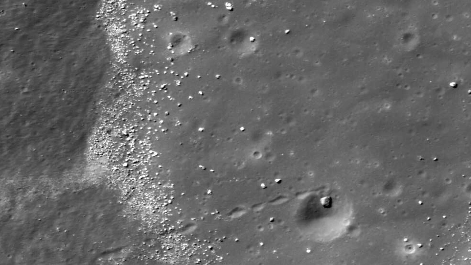 File:Lunar Hole In One! (4627171262).jpg