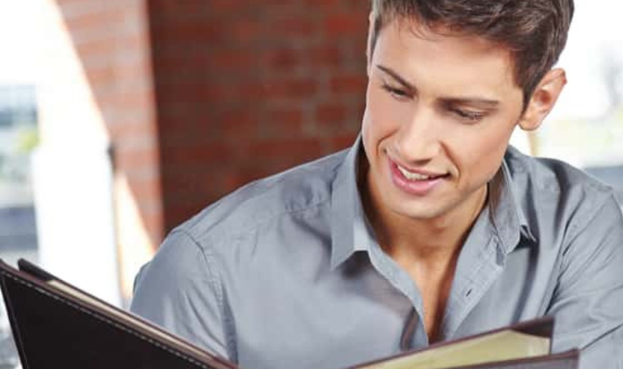 Attractive Young Man In A Restaurant, Shutterstock, 158087141 (2)