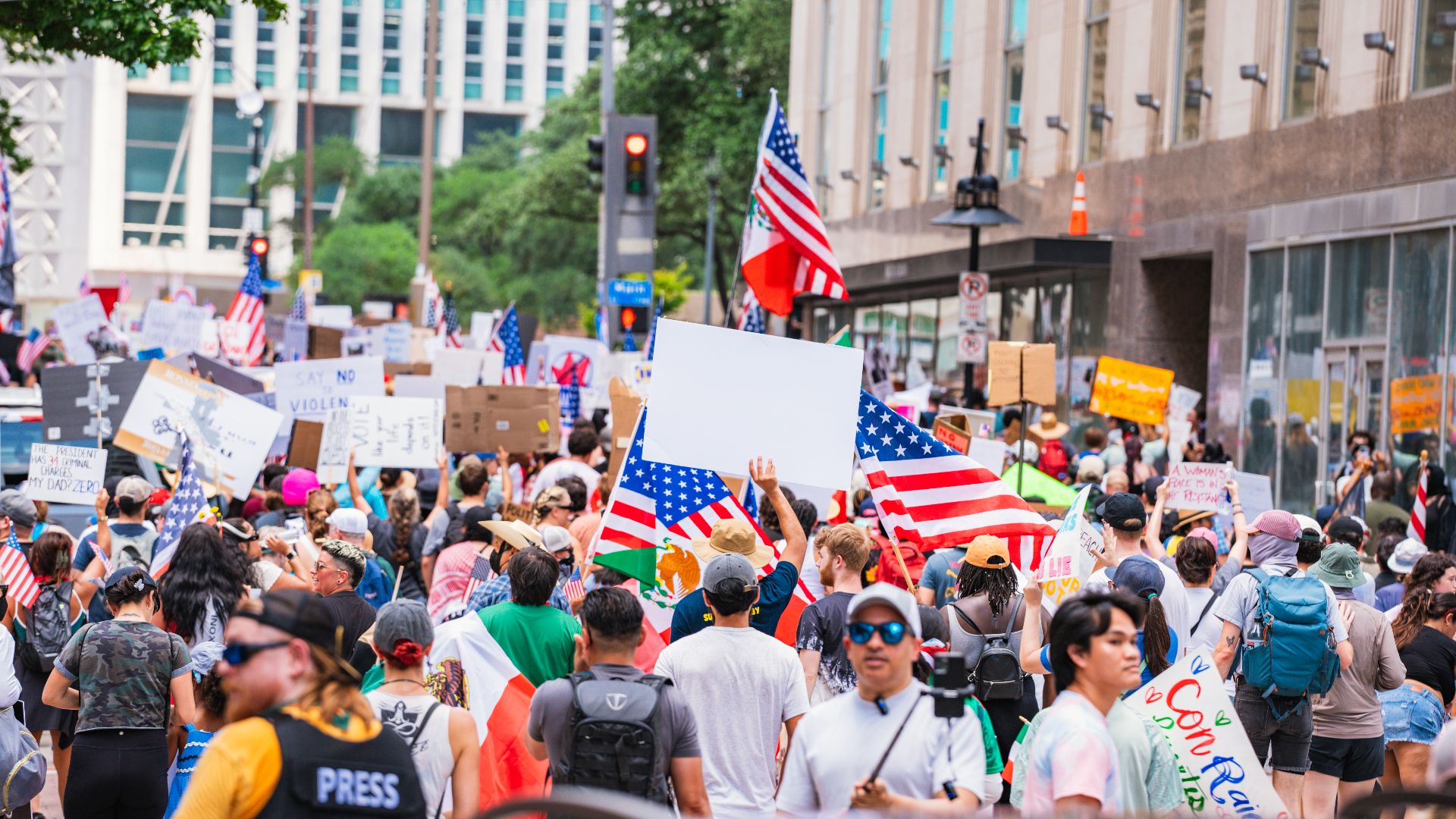 File:No Kings Dallas-6.jpg