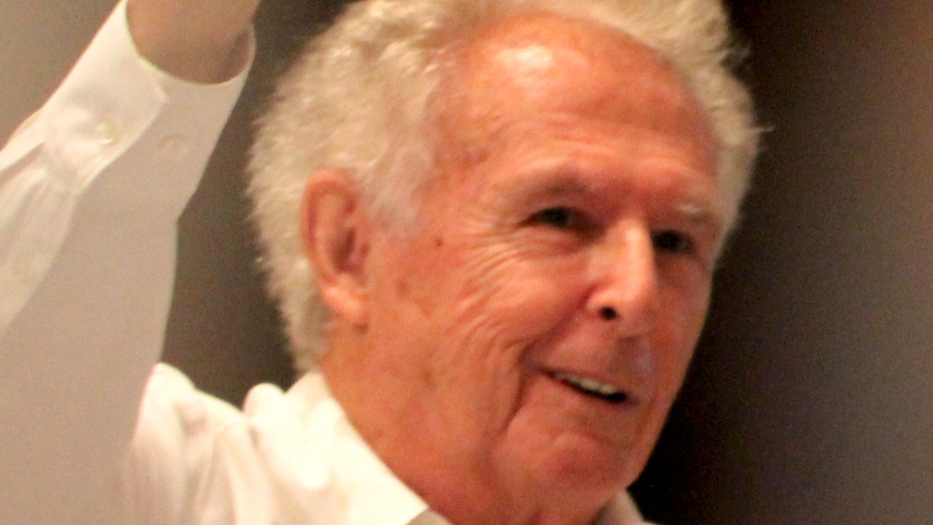 File:Tal Smith at SABR annual convention 2014.jpg