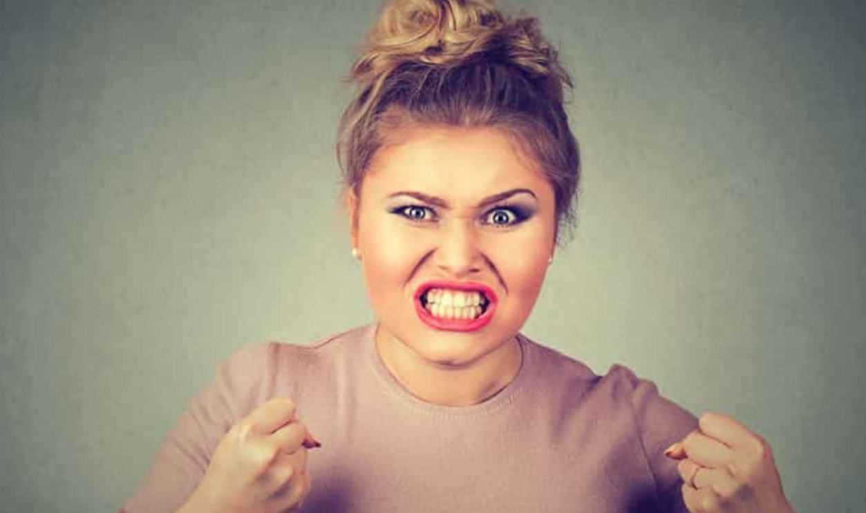 Angry Young Woman, Shutterstock, 423100336
