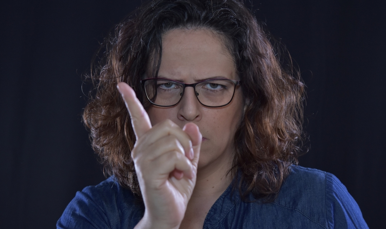 Warning-Angry-Be-Careful-Finger