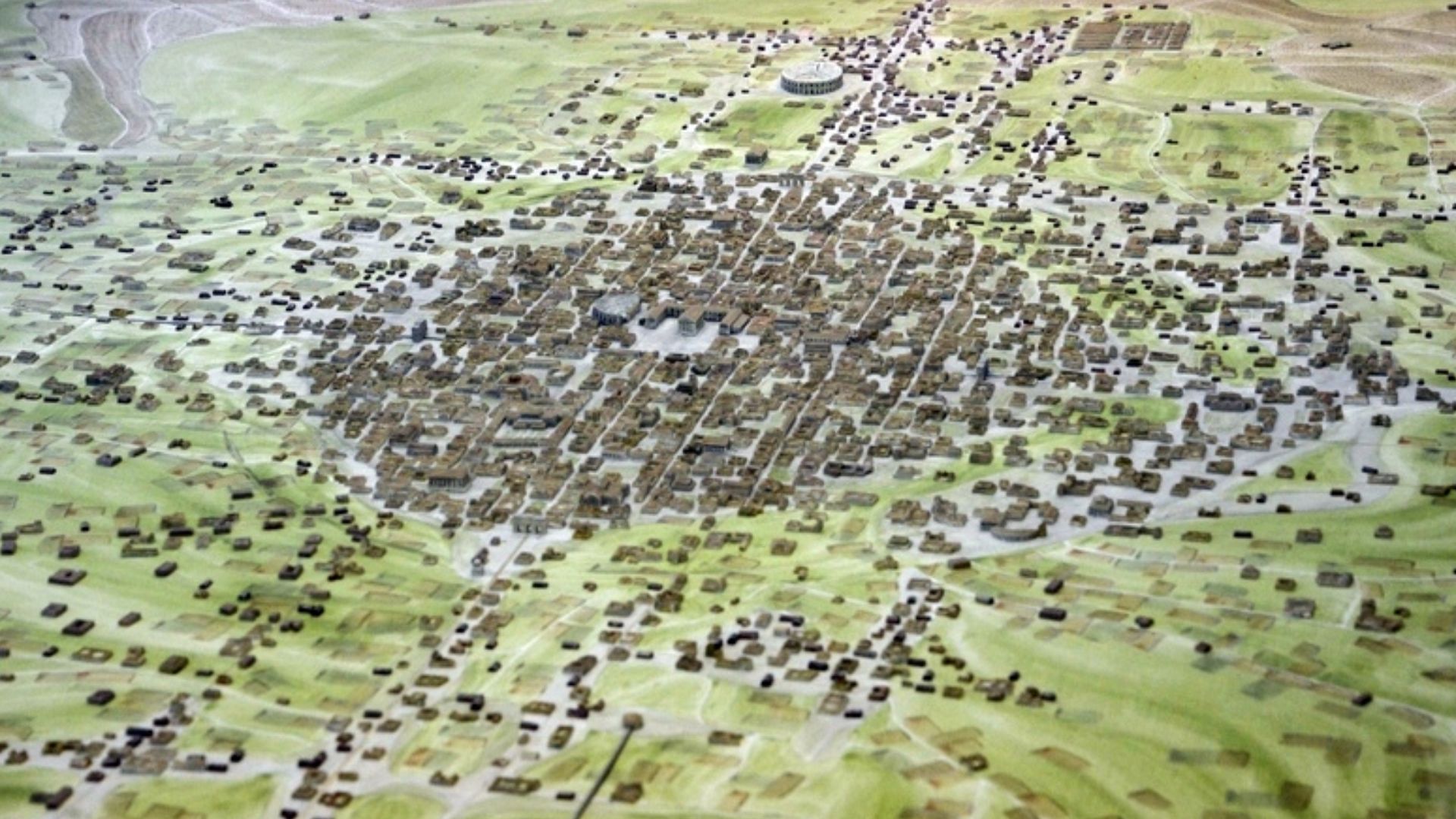 File:Reims model msr.jpg