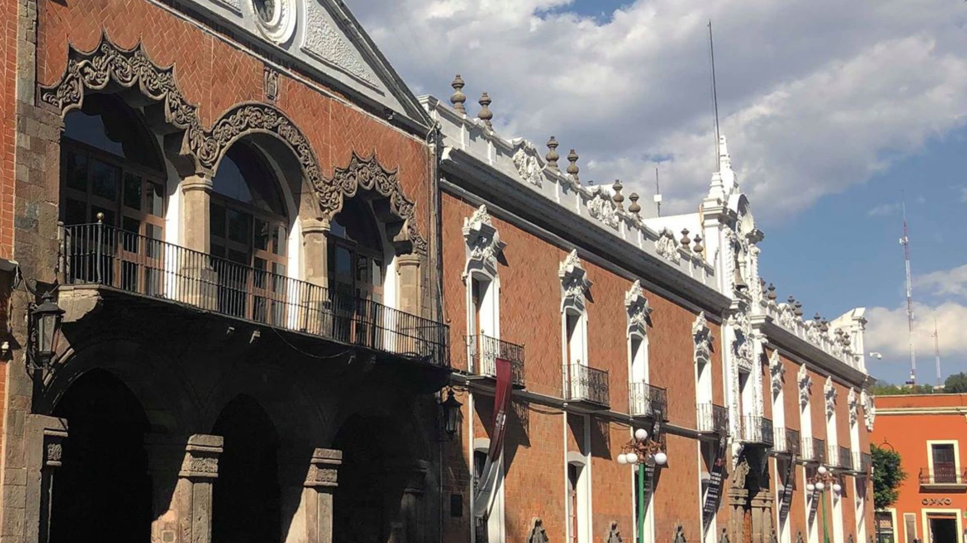 File:Palacio de Gobierno de Tlaxcala - Mayo 2019 (1).jpg