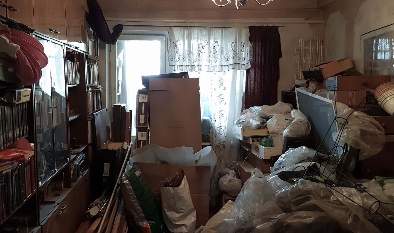 Apartment Of A Pensioner, Shutterstock, 704273866