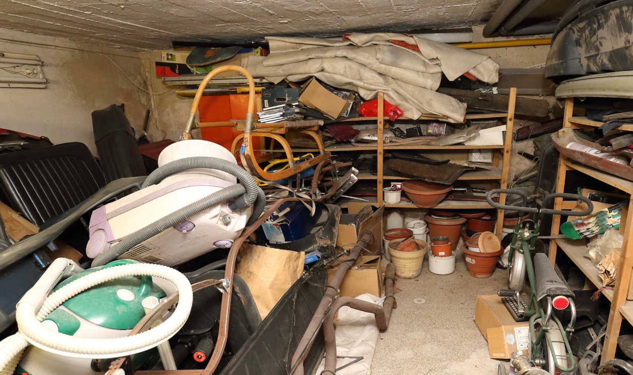 Low Cellar Full Of Trash, Shutterstock, 642449308