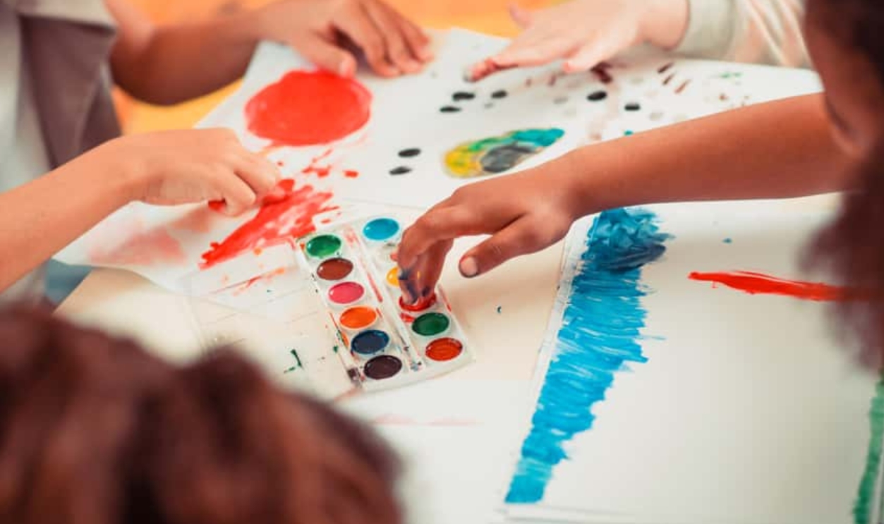 Kids Draawing With Fingers, Shutterstock, 1781178959