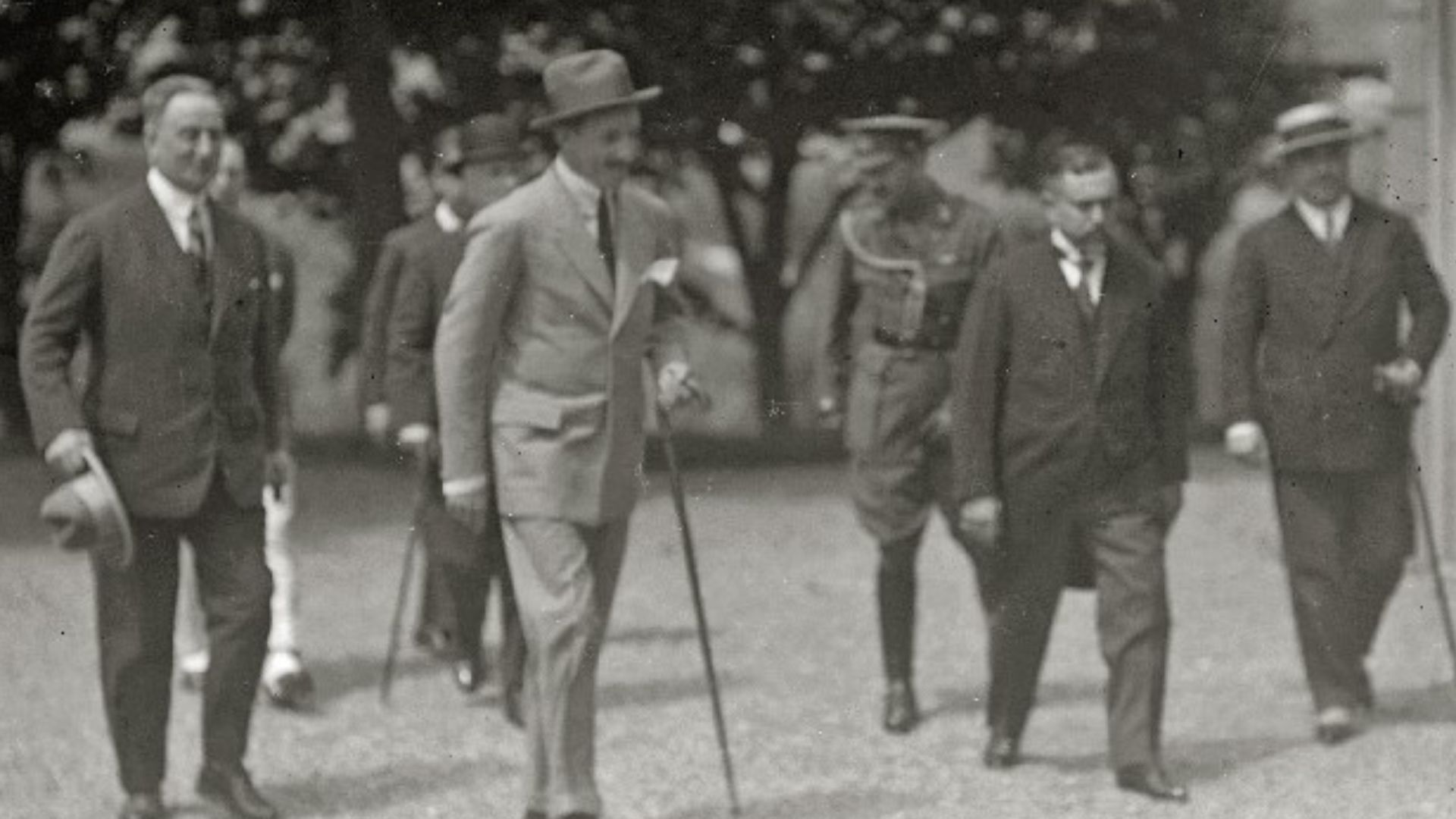 File:Visita del rey Alfonso XIII a San Sebastián (1 de 6) - Fondo Car-Kutxa Fototeka.jpg