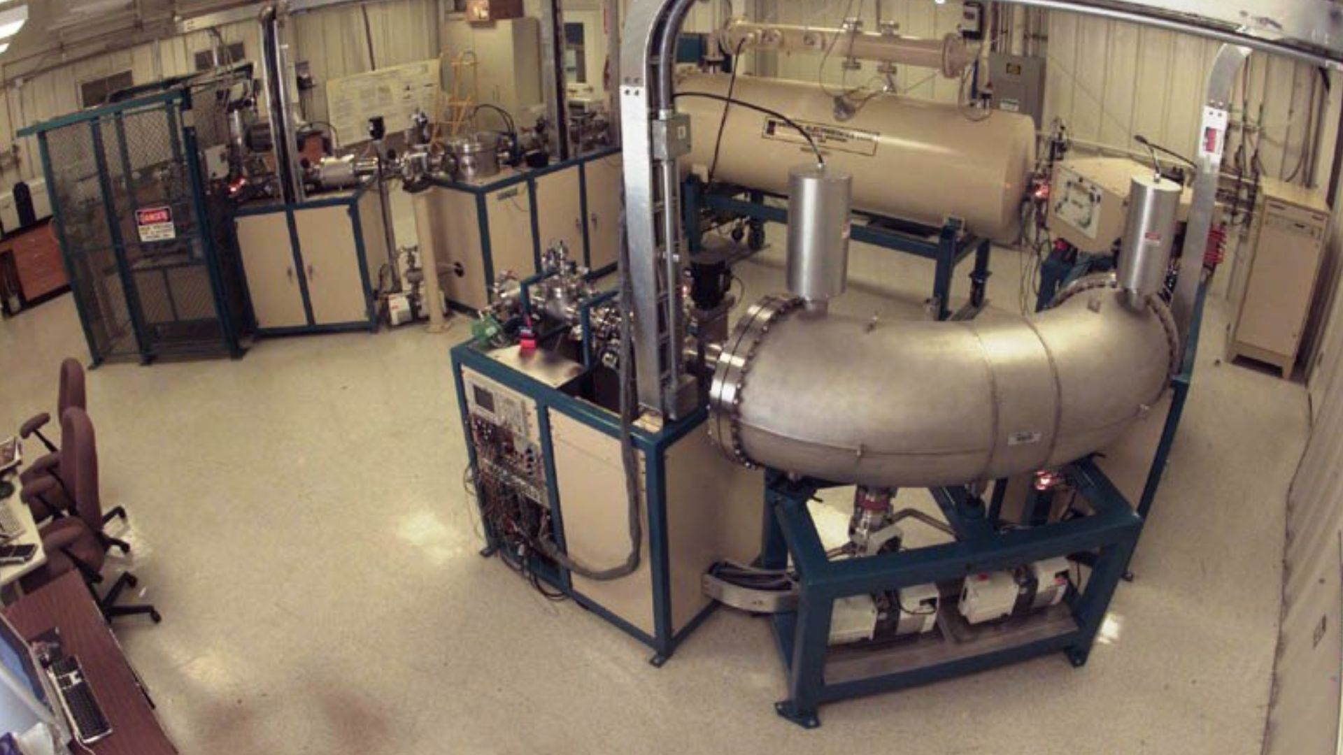 File:1 MV accelerator mass spectrometer.jpg