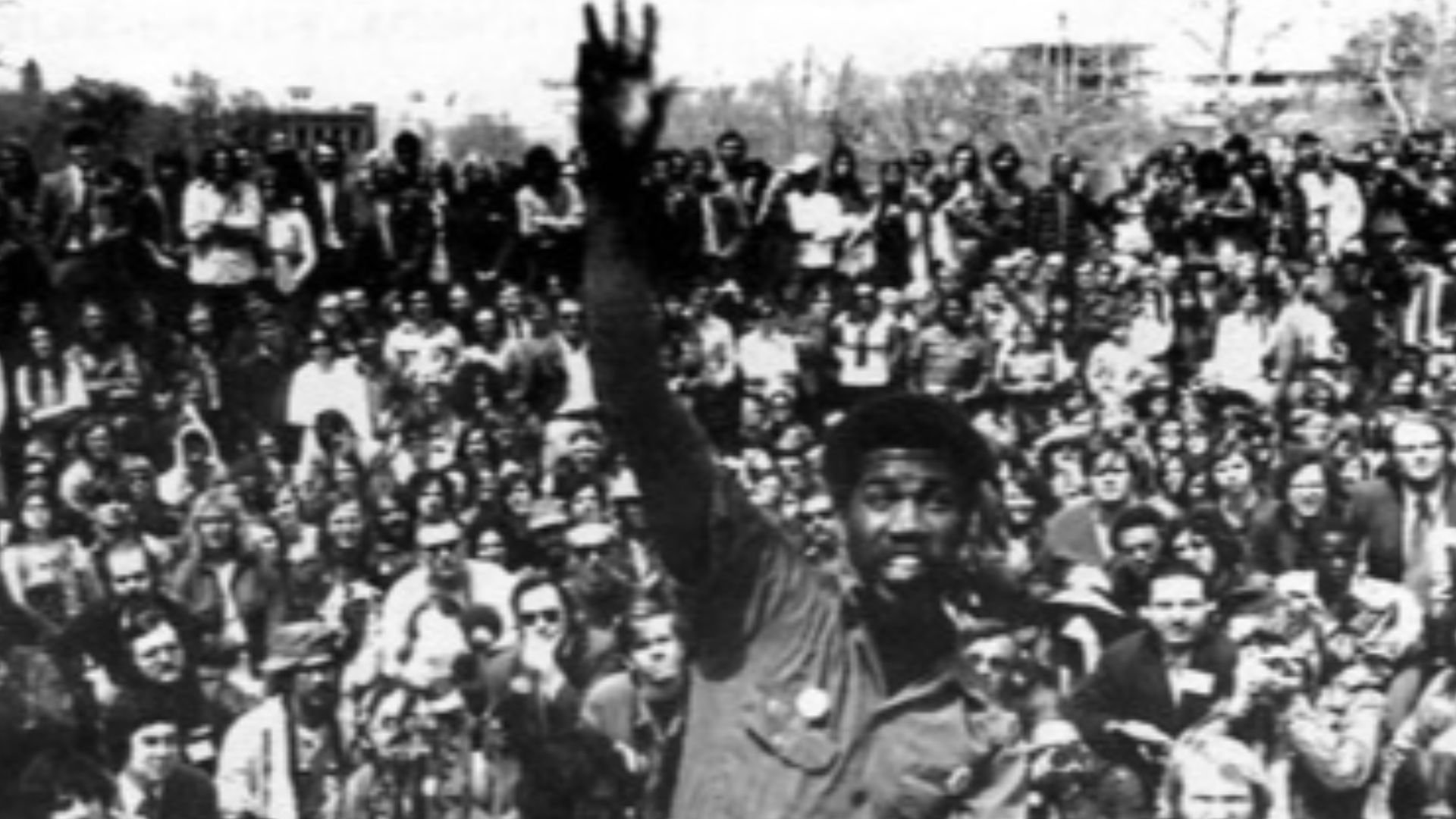 File:Vietnam Veterans Throw Their Medals Away April 23, 1971.jpg