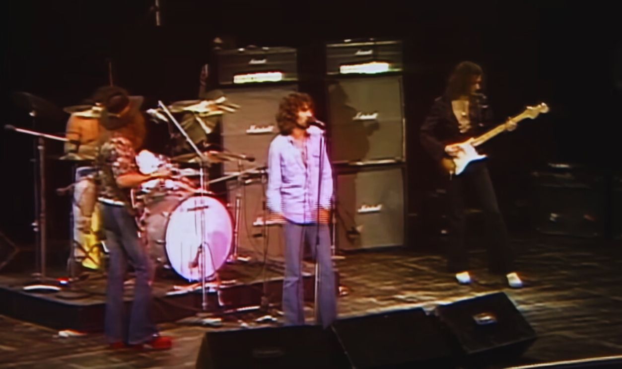 Screenshot from Smoke on the Water (Live) (1973)