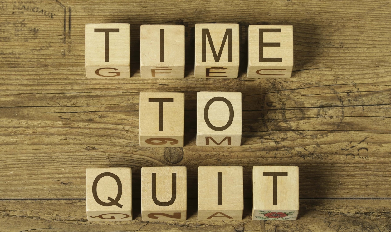 Time To Quit Text On Cubes, Shutterstock, 542904025