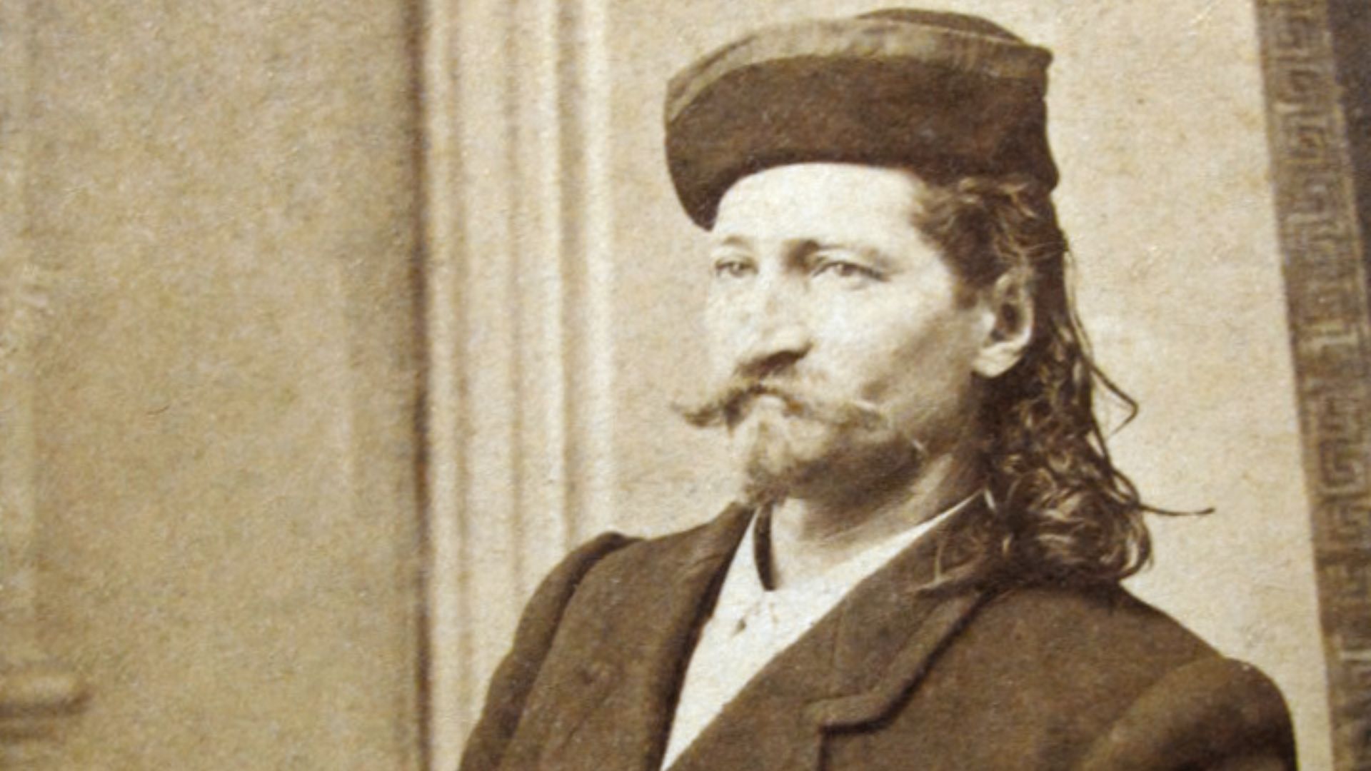 File:Wild Bill Hickock c1868-70.png