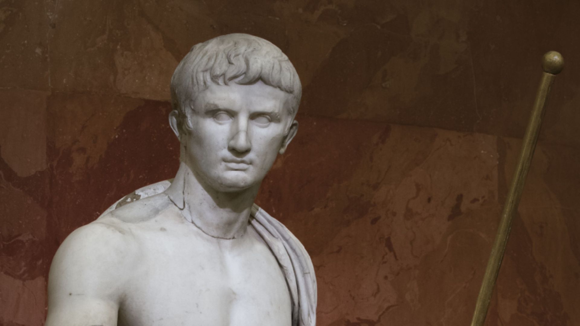 File:Statue of the Emperor Octavian Augustus as Jupiter (6).png