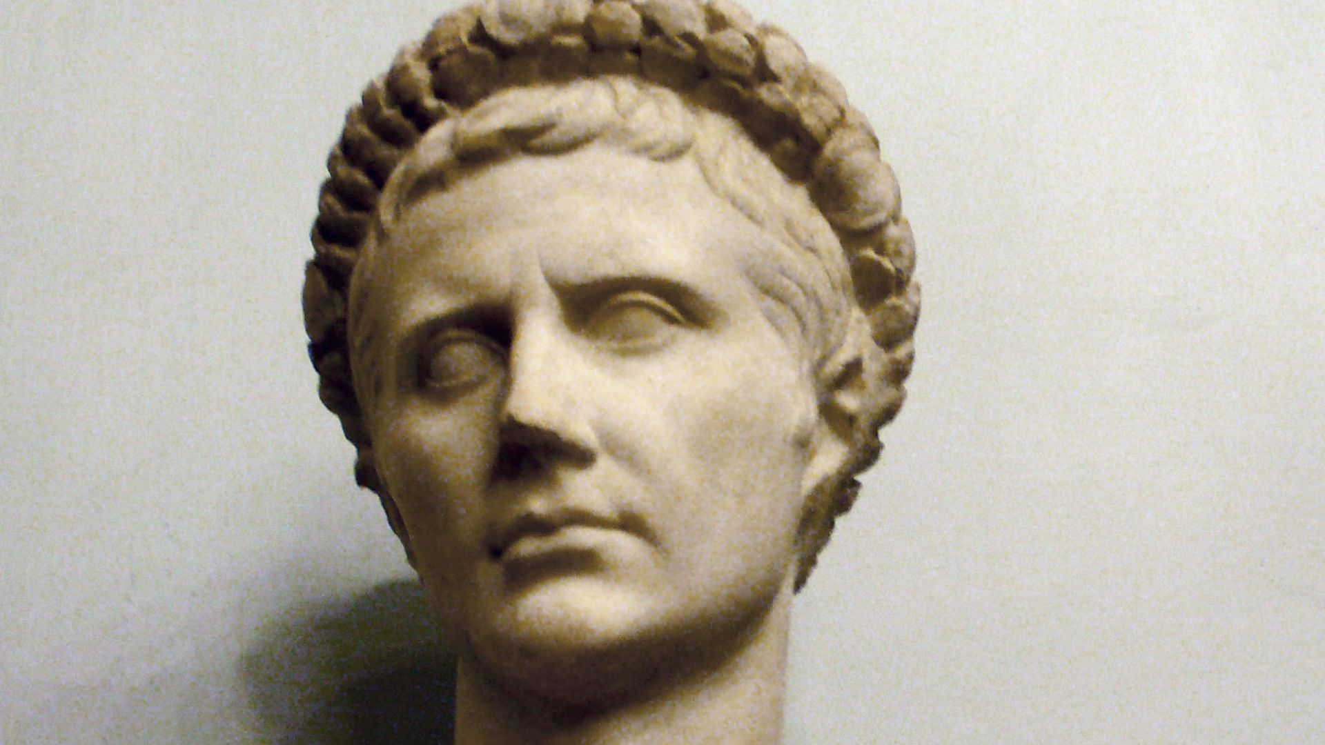 File:Bust of augustus.jpg