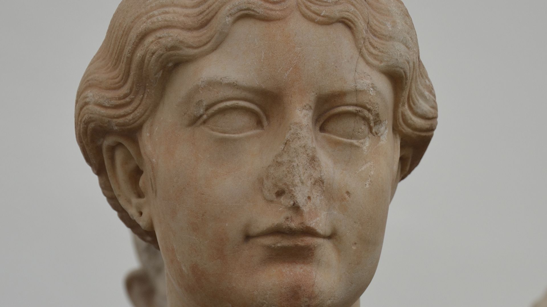 File:Antonia Minor (the youngest daughter to Octavia Minor and Mark Antony), found in Tralles, Asia Minor, 1st century AD, Ny Carlsberg Glyptotek, Copenhagen (12990755044).jpg