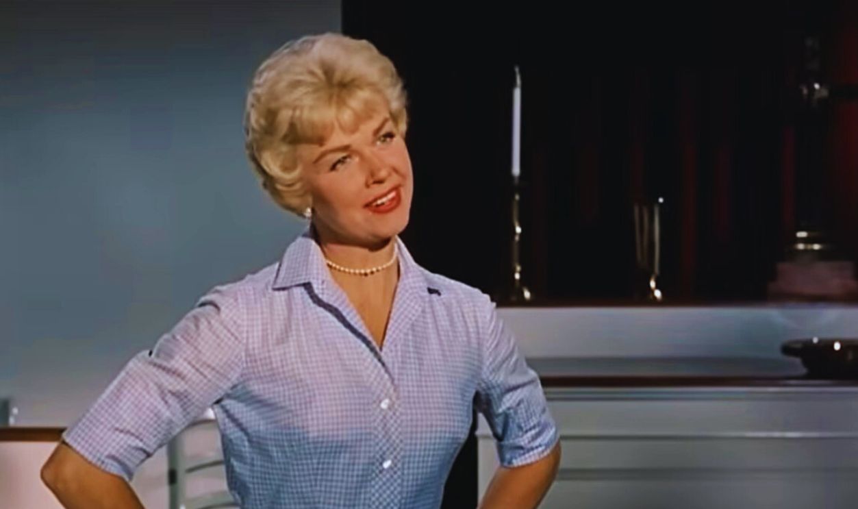 Screenshot from It Happened to Jane (1959)