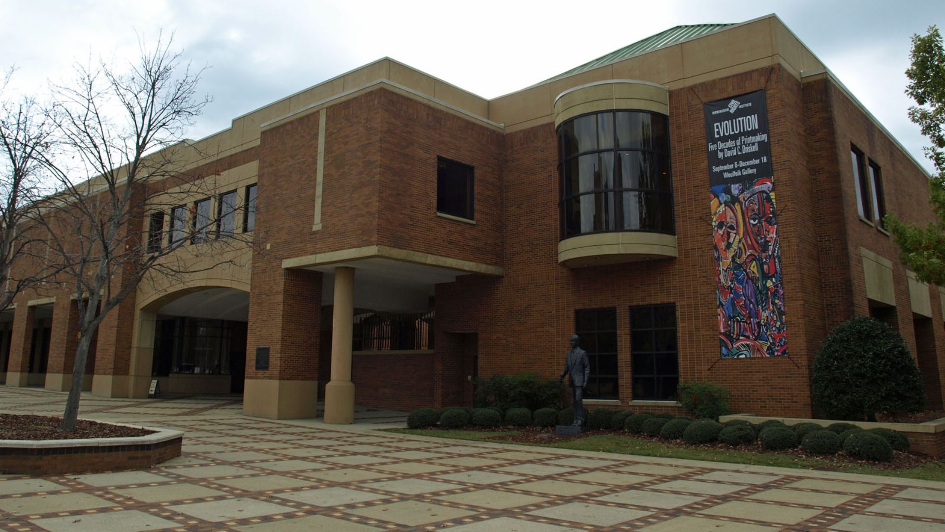 File:Birmingham Civil Rights Institute Nov 2011.jpg