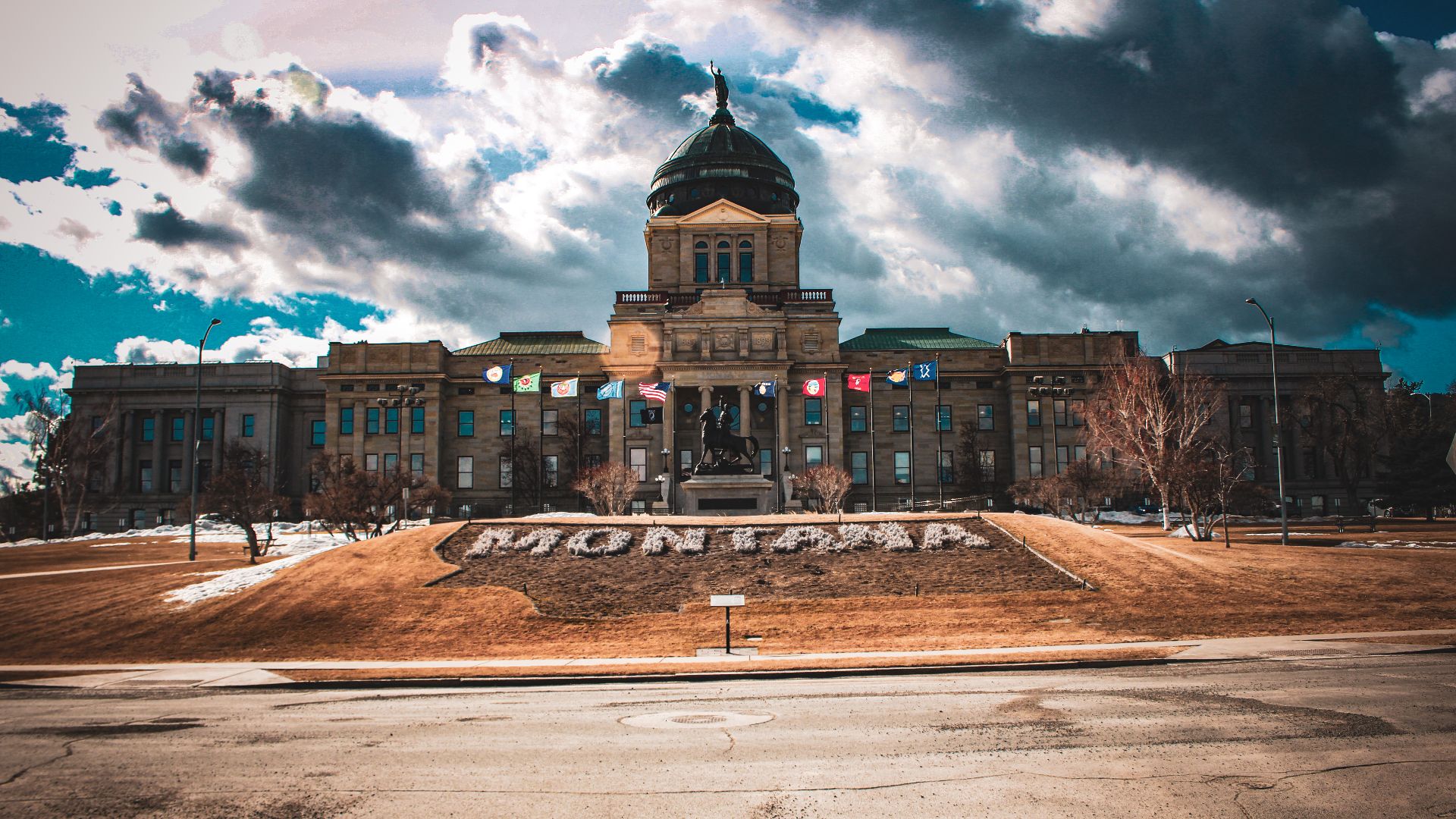 File:Montana State Capitol Building.jpg