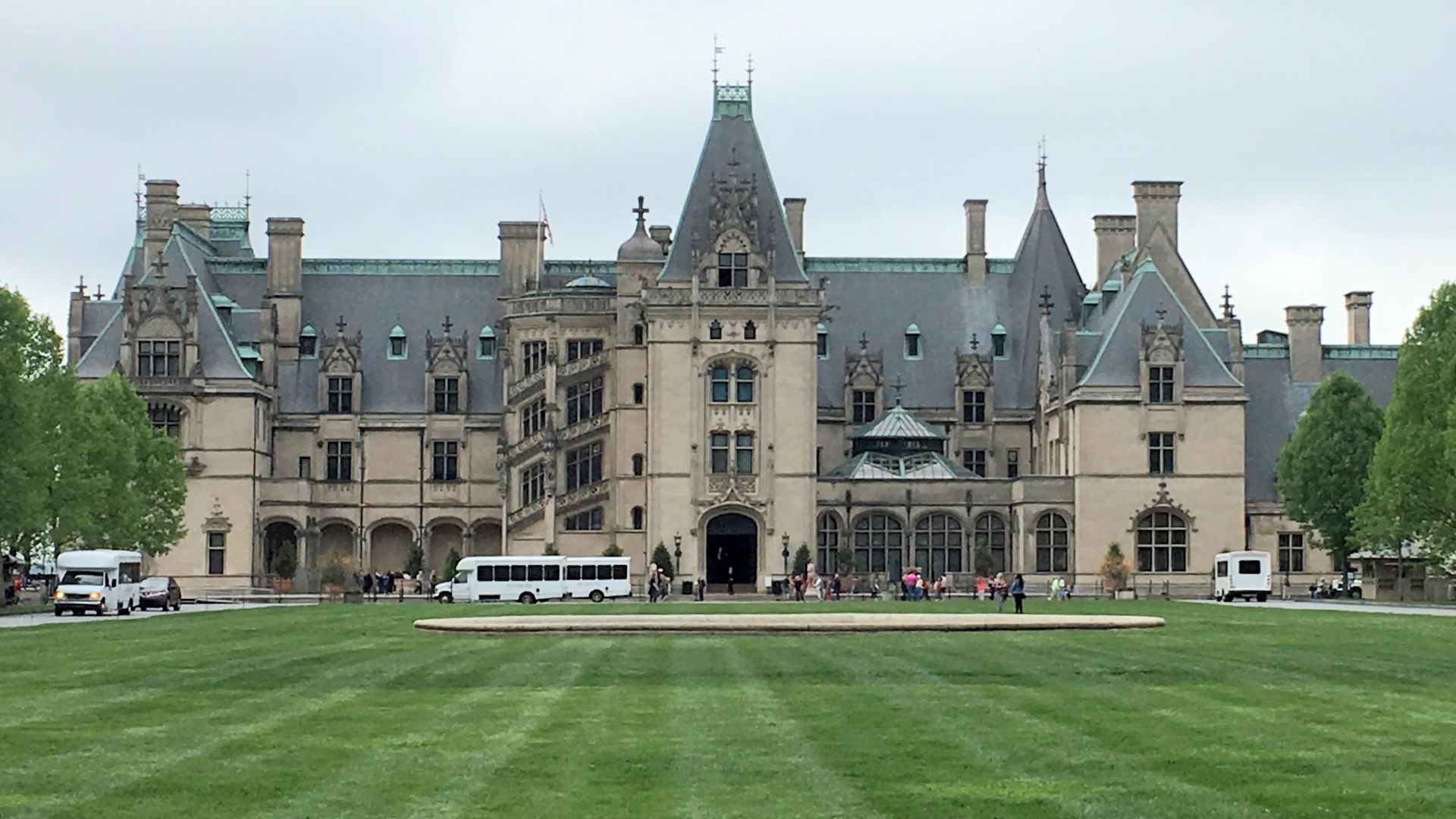File:North Carolina's Biltmore Estate.jpg