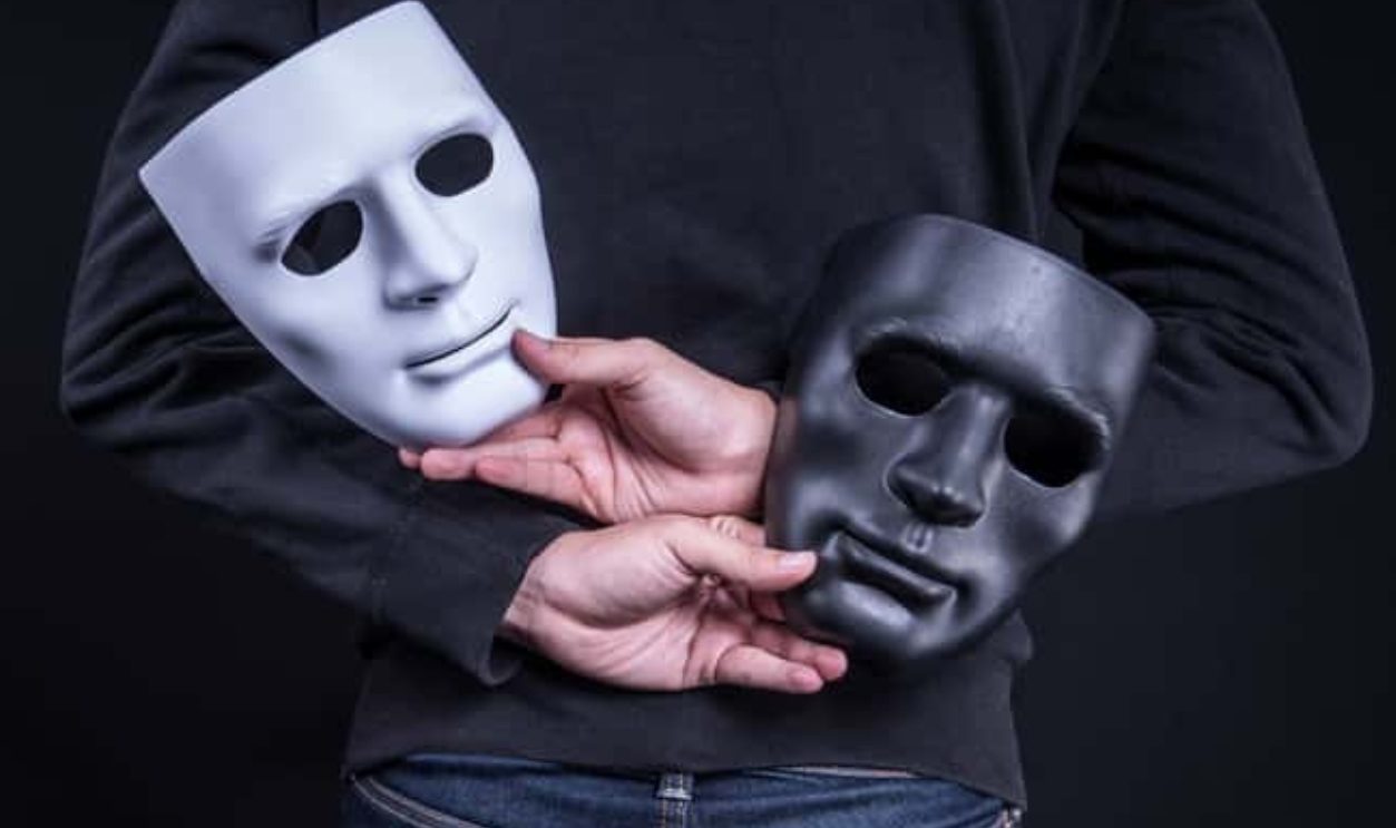 Mystery Man, Shutterstock, 691628098