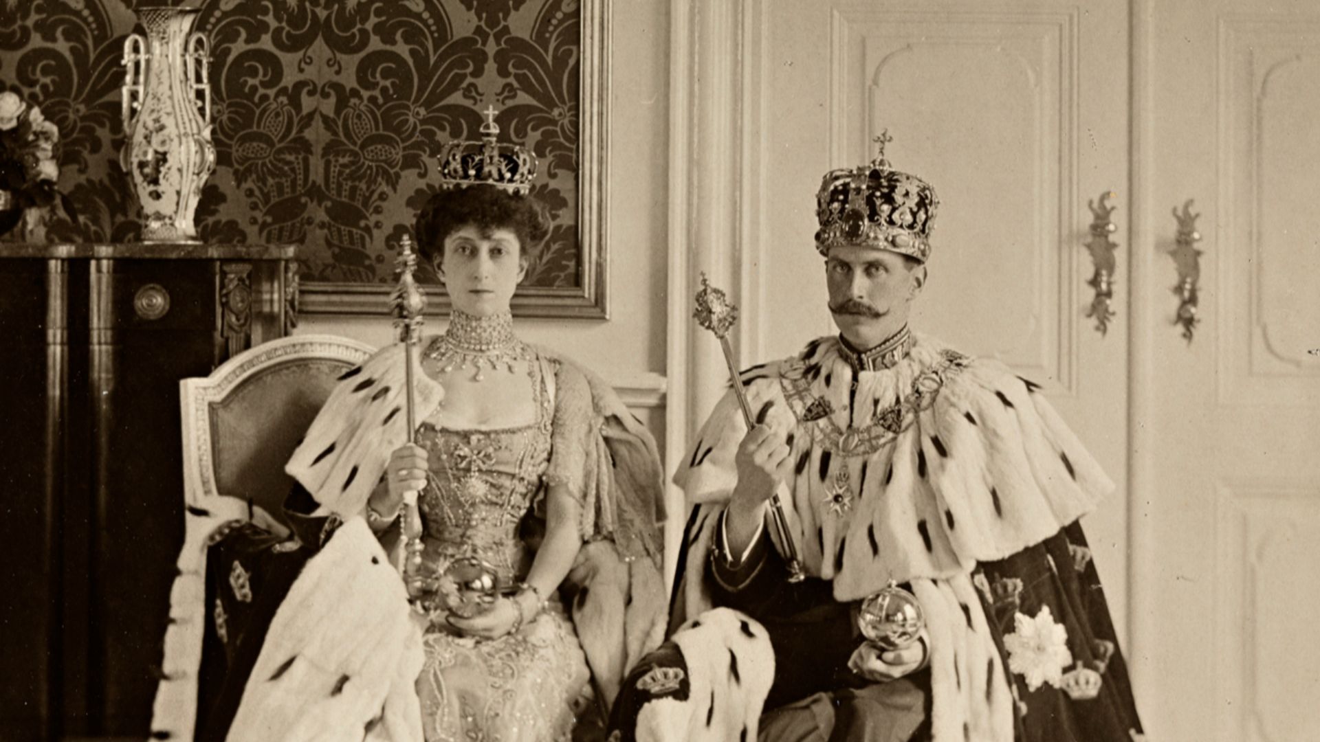 File:Queen Maud and King Haakon VII in 1906.jpg