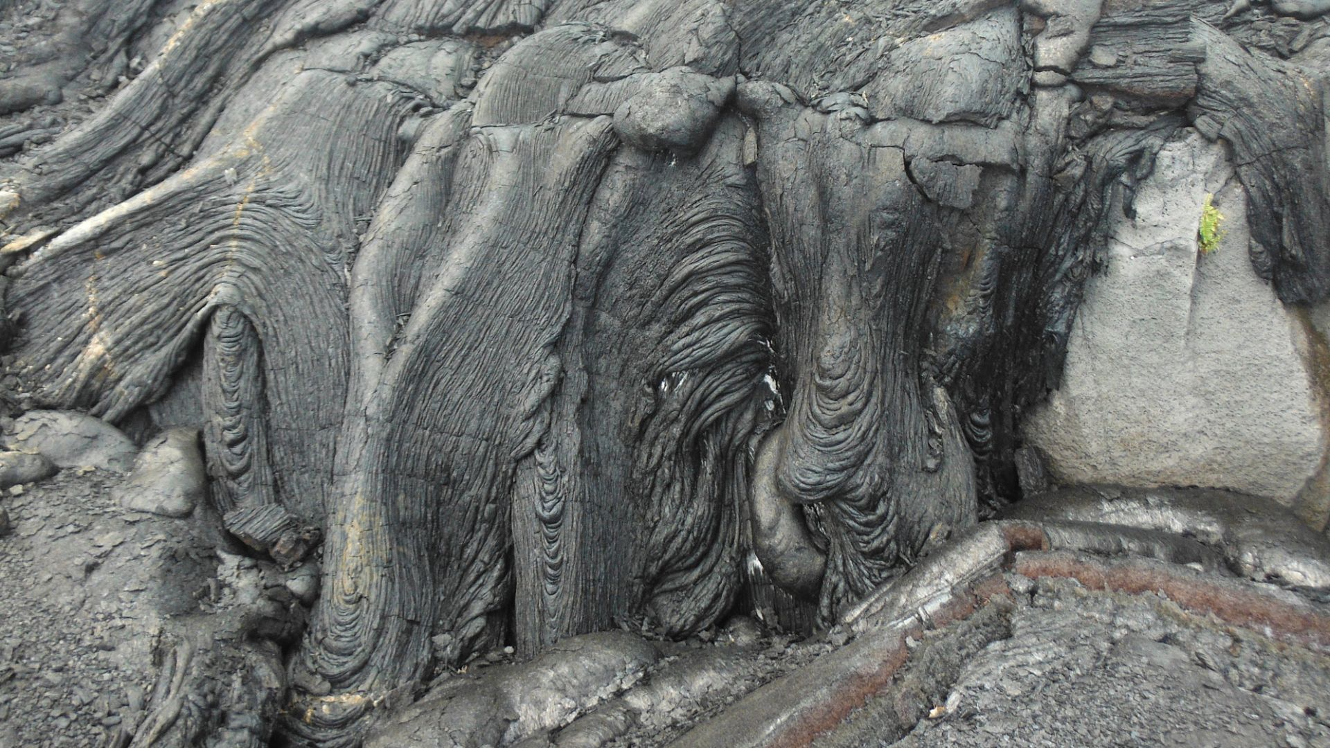 File:Molten Rock.jpg