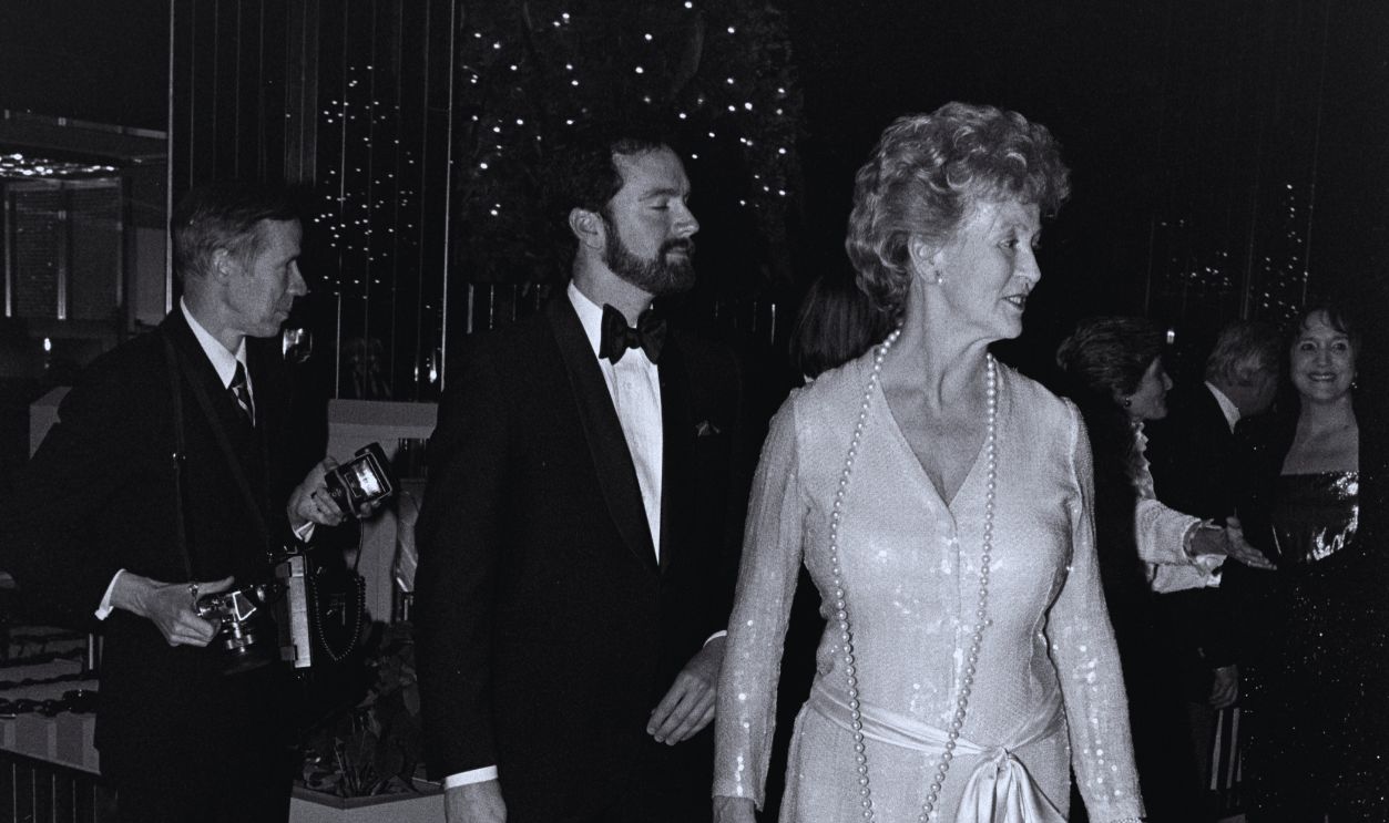 Gettyimages - 1764365618, Claudette Colbert Receives Lord & Taylor's Rose Award Marietta Tree (foreground R) attends an event at the main branch of Lord & Taylor in New York City on November 16, 1983.
