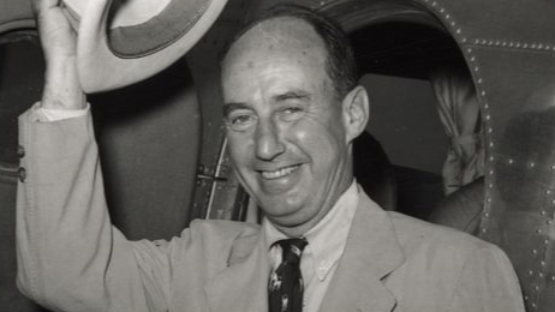 File:Adlai Stevenson 1952.jpg