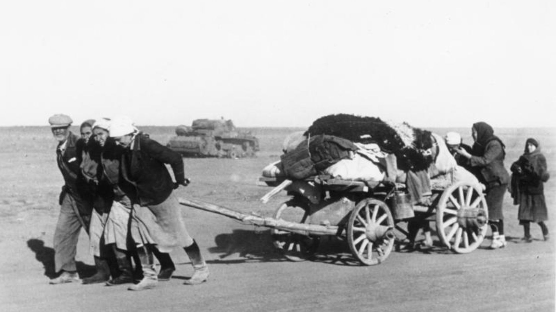 File:Bundesarchiv Bild 183-J19568, Bei Stalingrad, russische Flüchtlinge.jpg