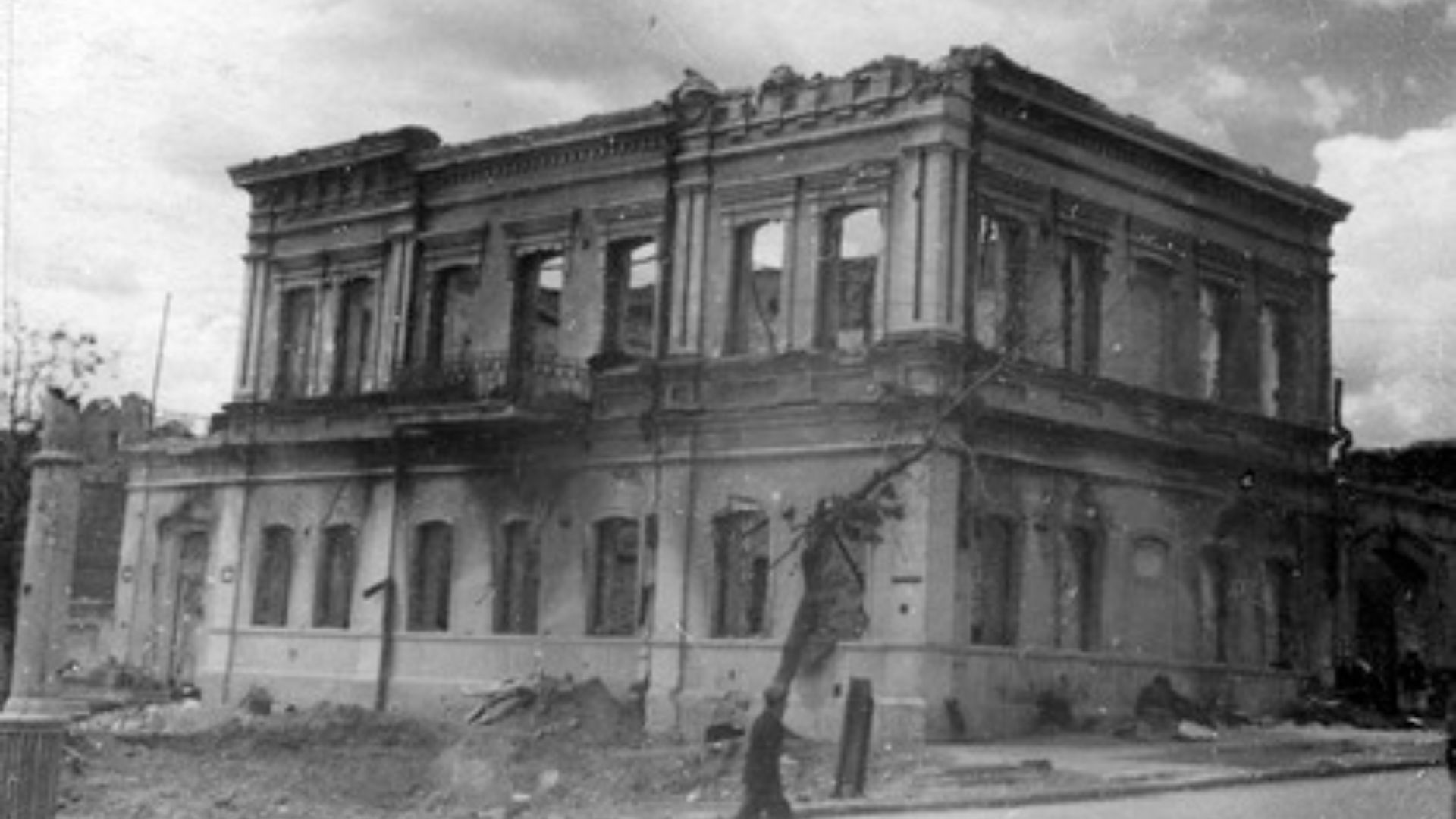 File:Destoyed Buildings in Stalingrad, 1942 (21).jpg