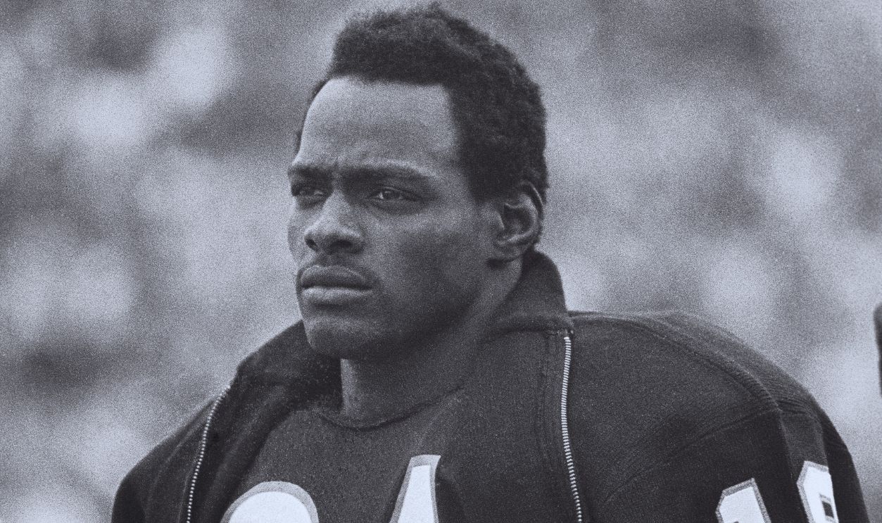 Gettyimages - 515114034, Chicago Bears Player Walter Payton (Original Caption) Chicago Bears' player Walter Payton is shown in a close-up during the singing of the national anthem prior to the start of a game against Kansas City.