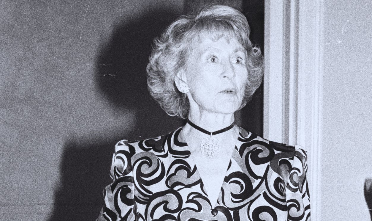 Gettyimages - 	1461047765, Fendi Sister's Fragrance Party, New York Marietta Tree attends the Fendi sisters Carvnevale dinner-dance to celebrate the launch of their signature fragrance, patterned after the Venetian festival the party was hosted by fragrance distributor, Elizabeth Arden and Bloomingdale's Marvin Traub at the Burden mansion on February 18, 1987 in New York...Article title: 'Eye: Fendi Carnevale 