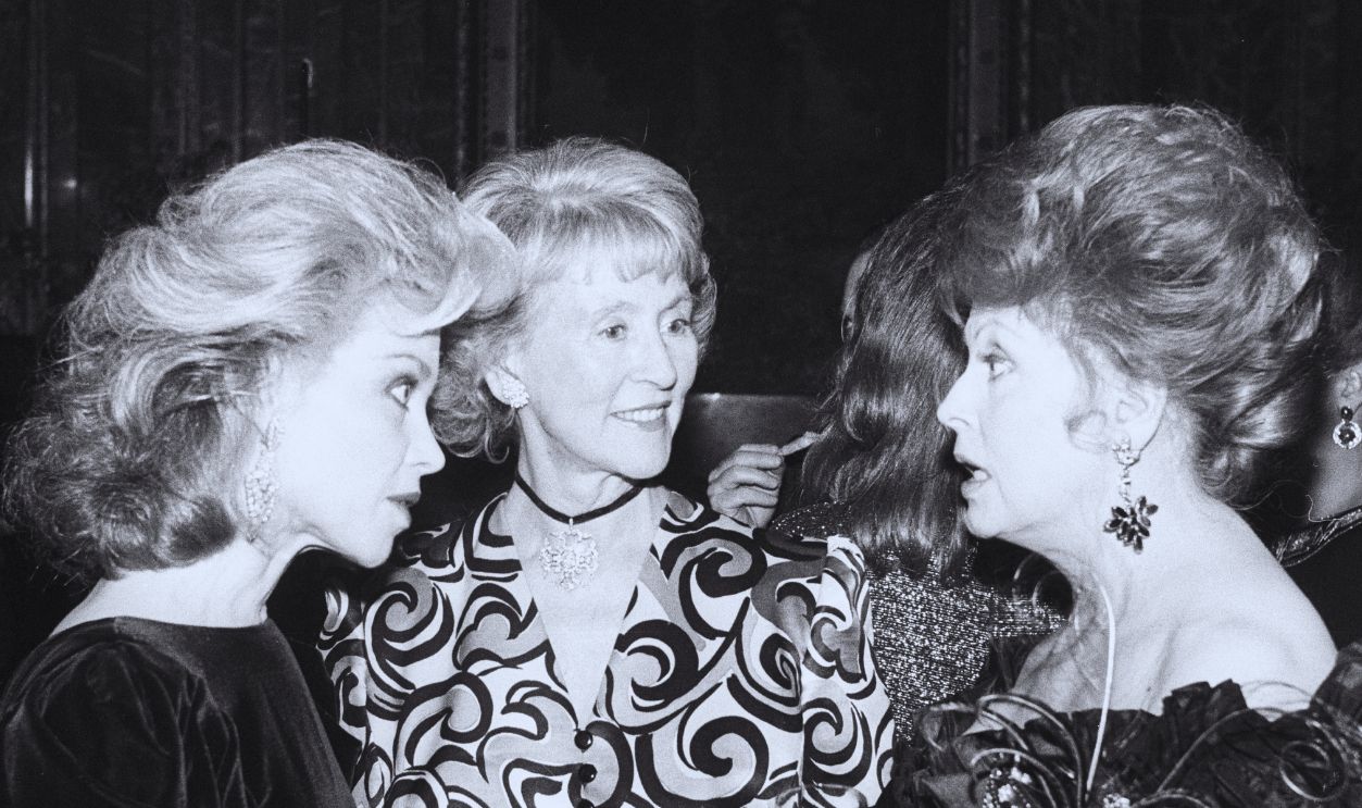 Gettyimages - 	1461051844, Fendi Sister's Fragrance Party, New York 