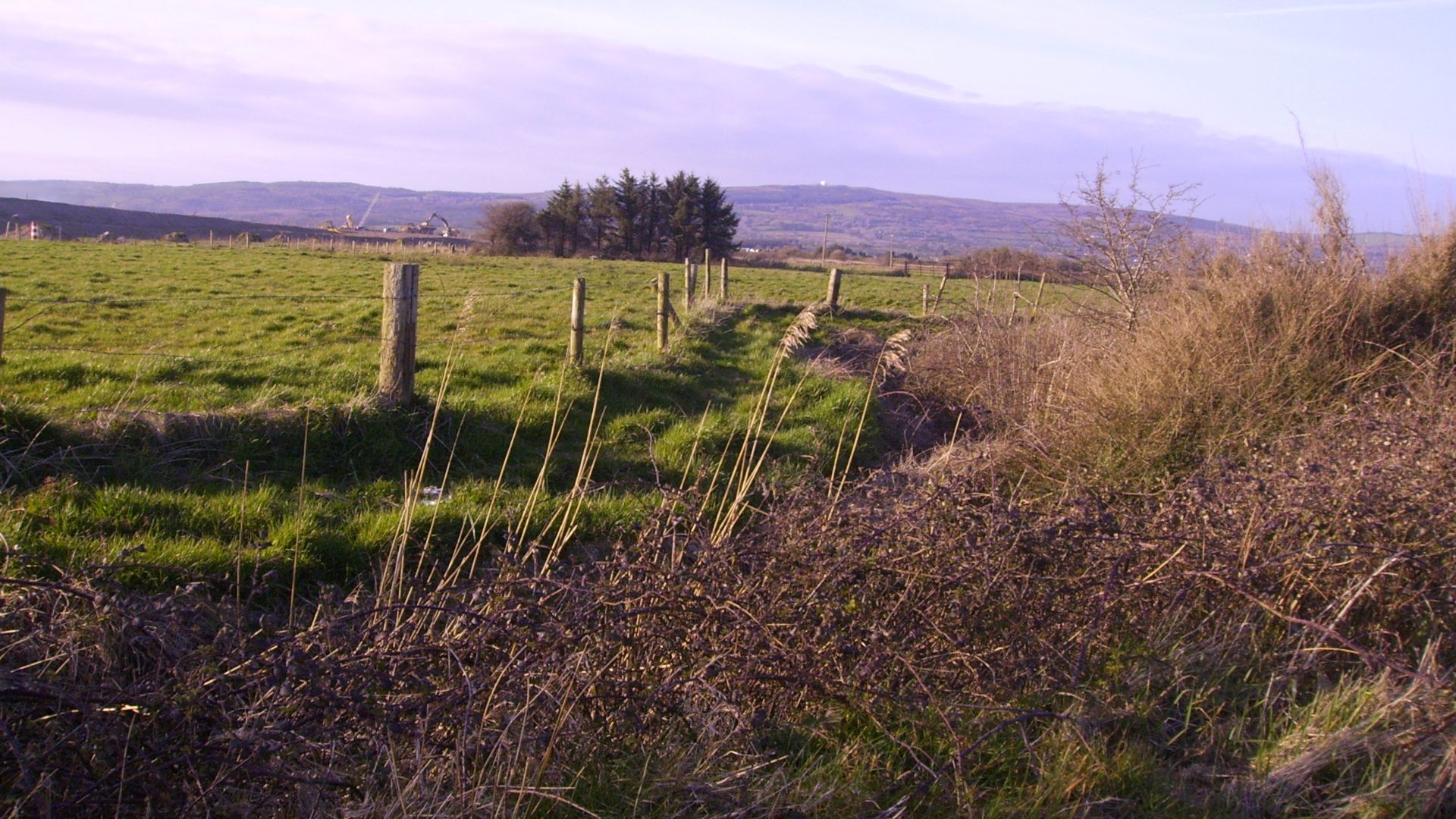 File:Gallows Hill.JPG