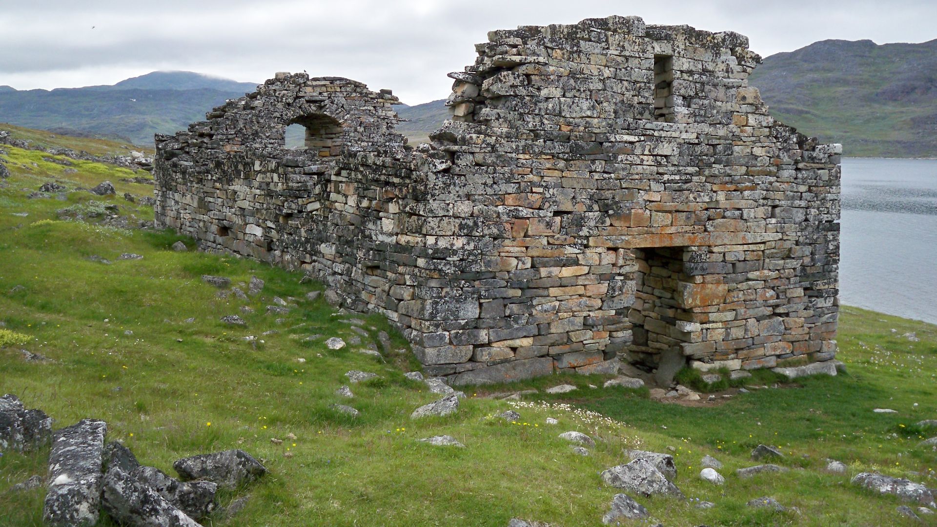 File:Hvalsey Church.jpg