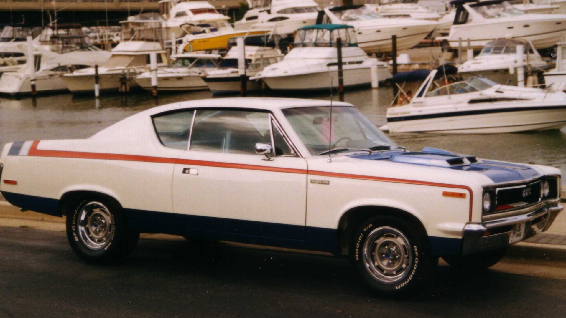 File:1970 AMC The Machine 2-door muscle car in RWB trim by marina.JPG