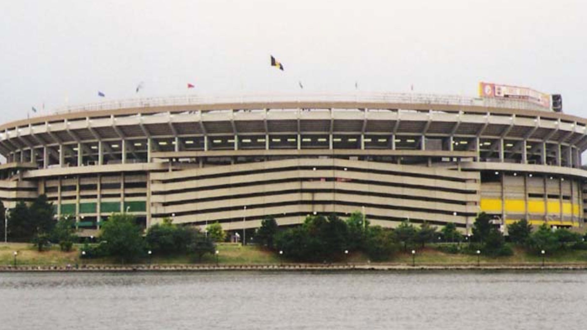 File:Three Rivers Stadium.jpg