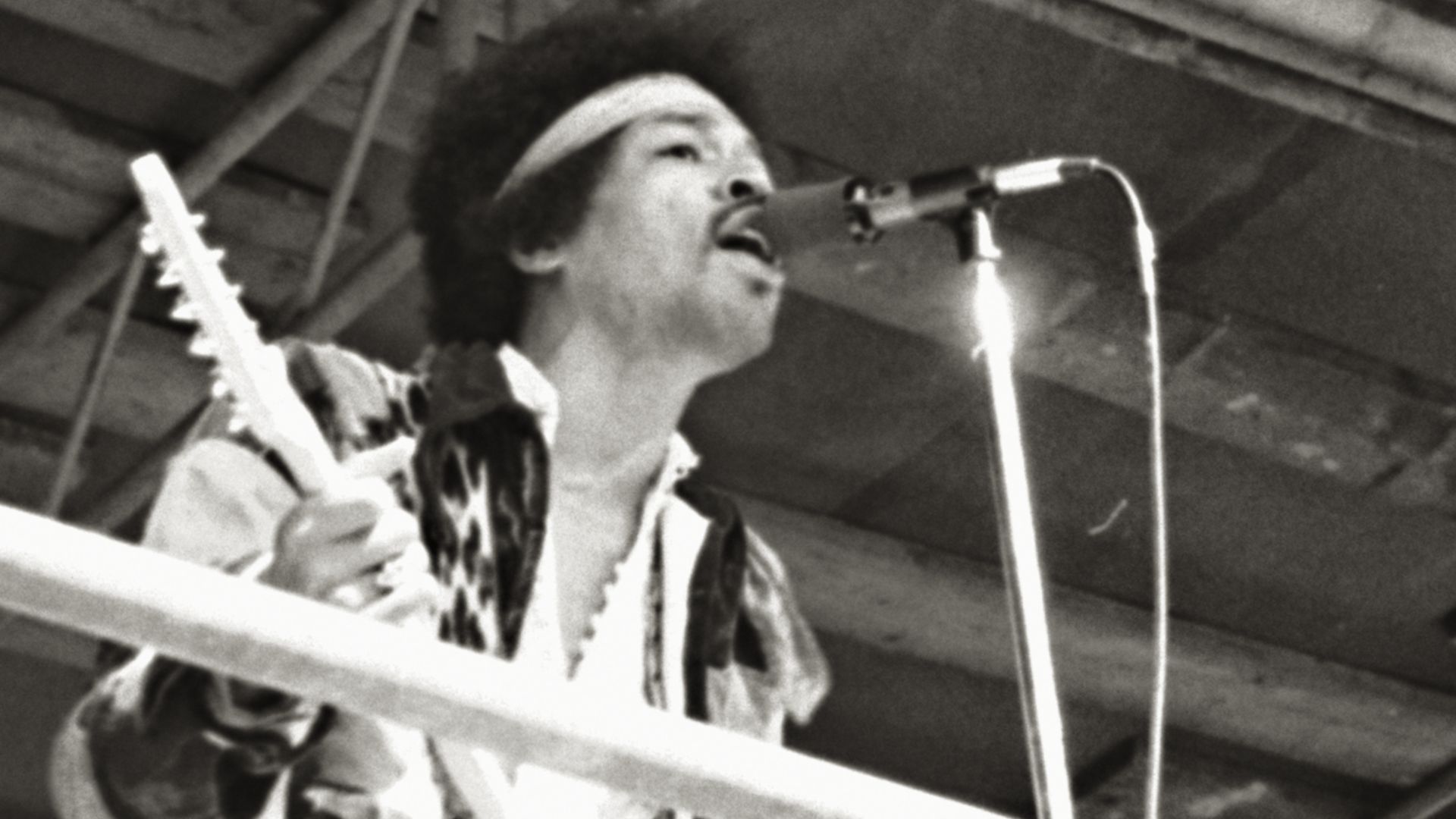 File:Jimi Hendrix beim Festival 1970.jpg